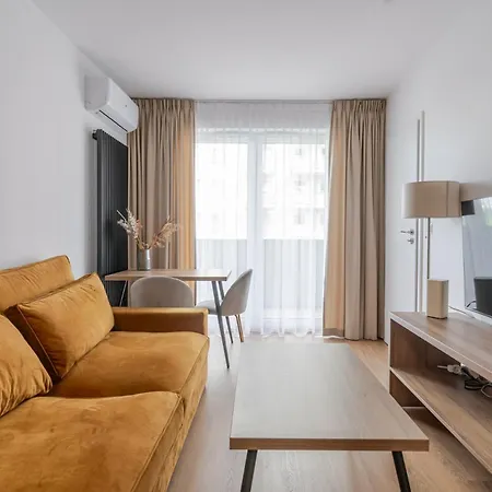 Business Deluxe By Bookinghost